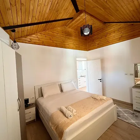 The Parkside Apartment *
