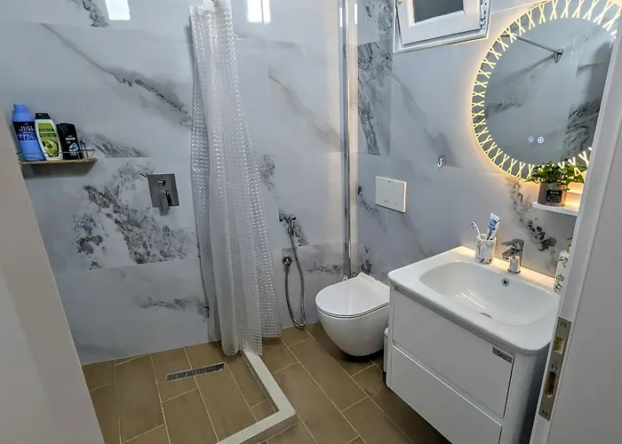 The Parkside Ii * Berat